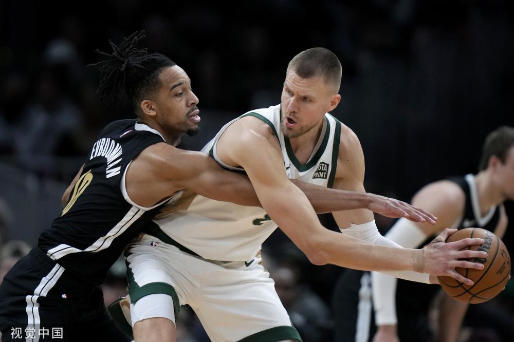 數以萬計擁 數以萬計擁